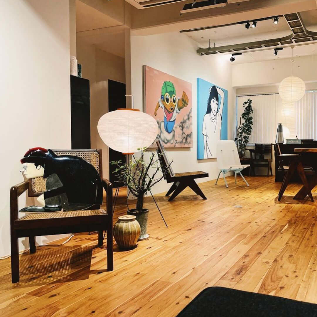 LED Rice Paper Floor Lamp - Adjustable Height, Soft Ambient Light for Living Room & Bedroom Decor