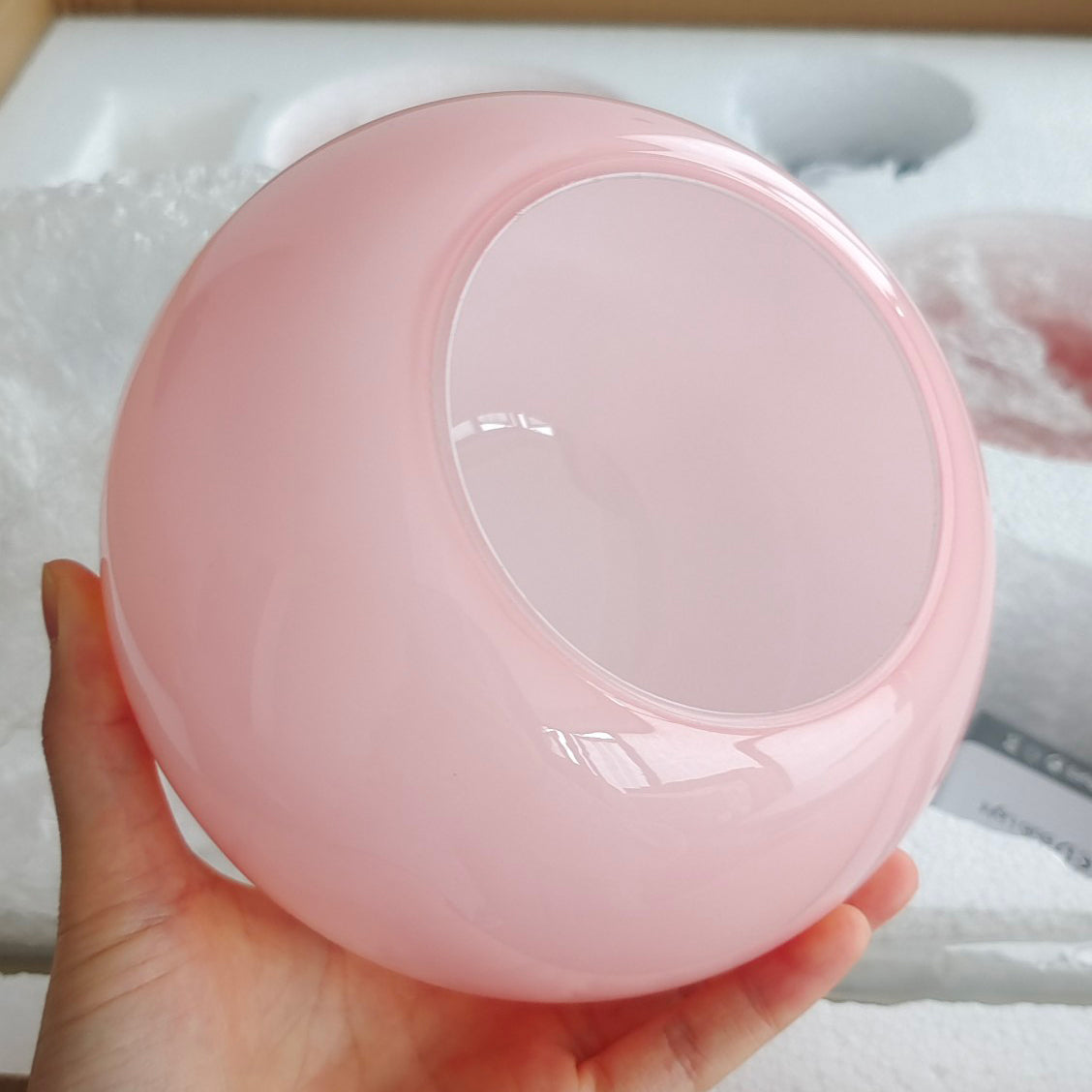 LED Marshmallow Chandelier Light Fixture - Modern White Pendant for Dining Room & Living Room Decor