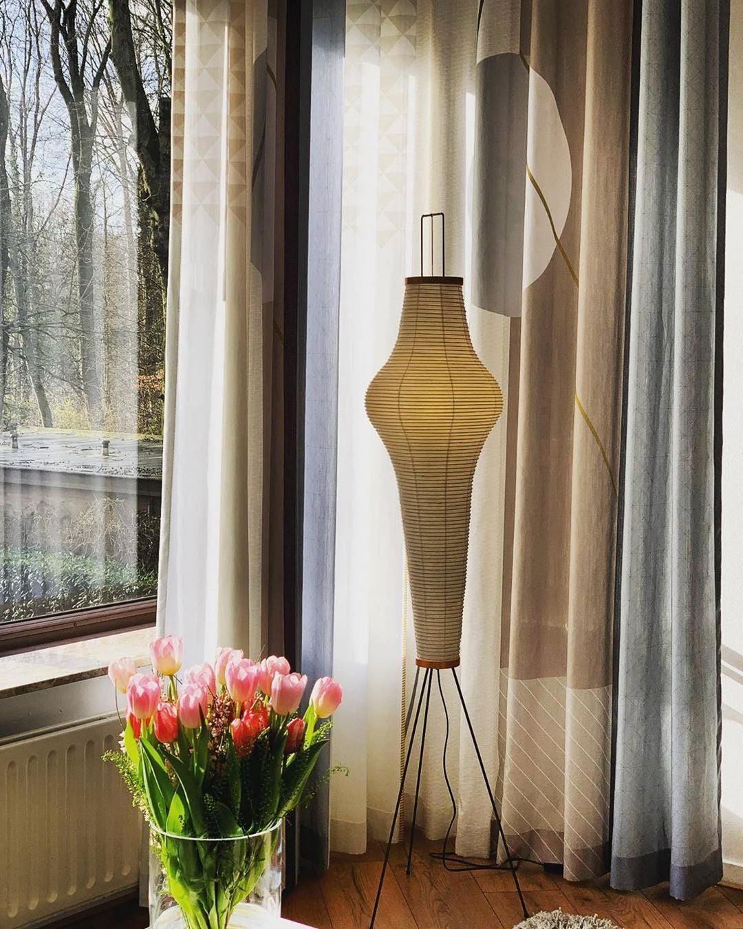 LED Rice Paper Floor Lamp - Adjustable Height, Soft Ambient Light for Living Room & Bedroom Decor