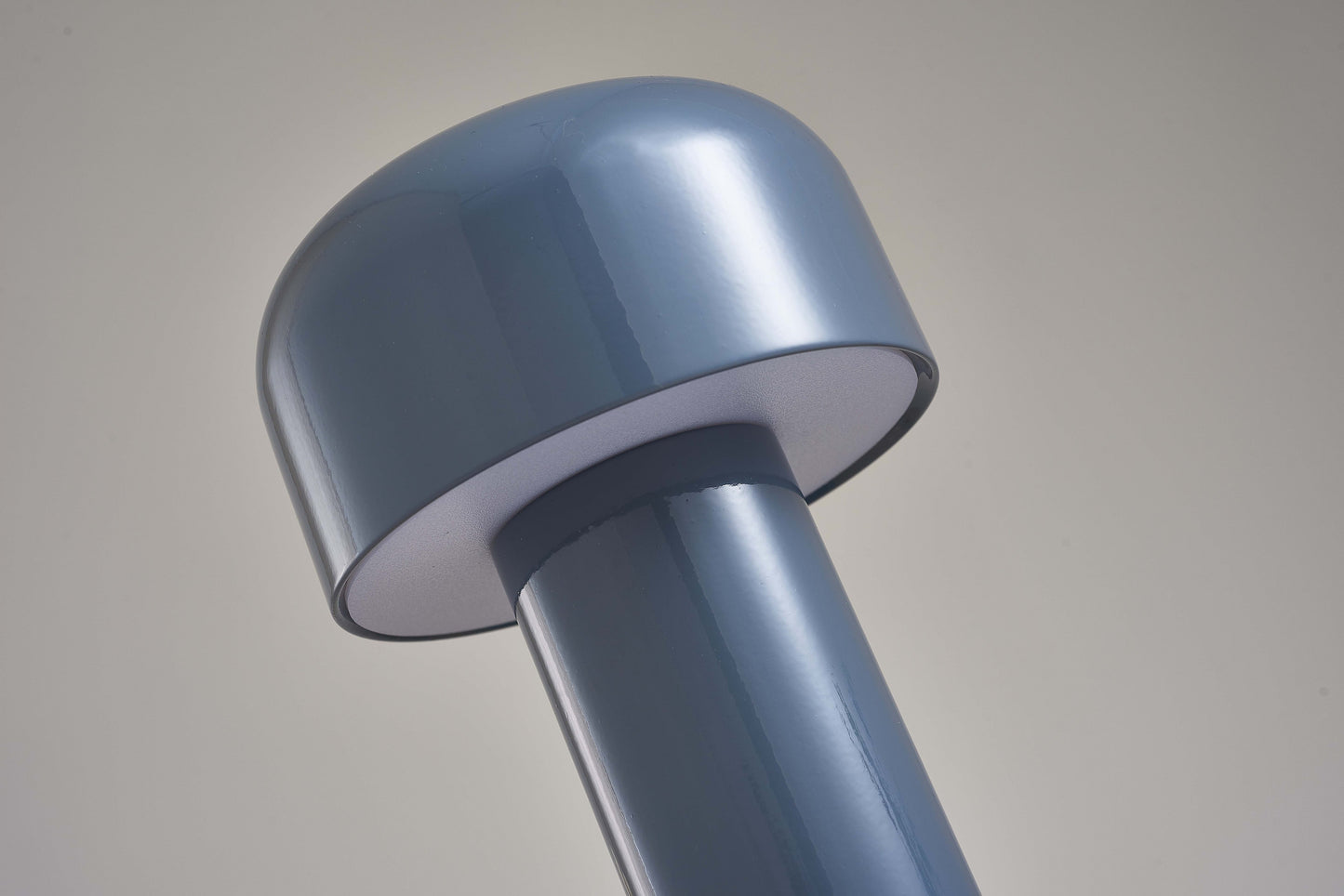 LED Cordless Table Lamp - Italian Mushroom Design for Indoor & Outdoor Use, Battery Operated Lighting Solution