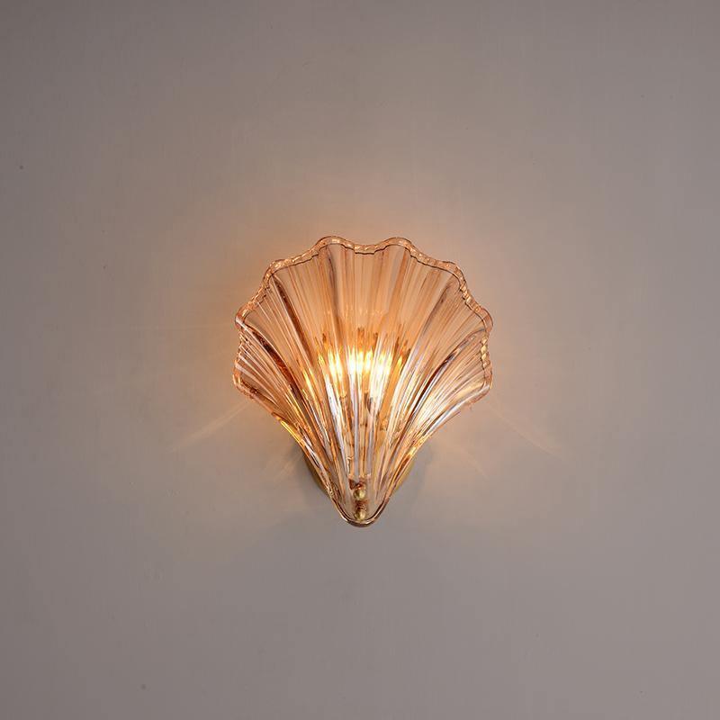 Shell Wall Light Fixture - Coastal Style Sconce for Living Room, Bedroom, and Hallway Decor