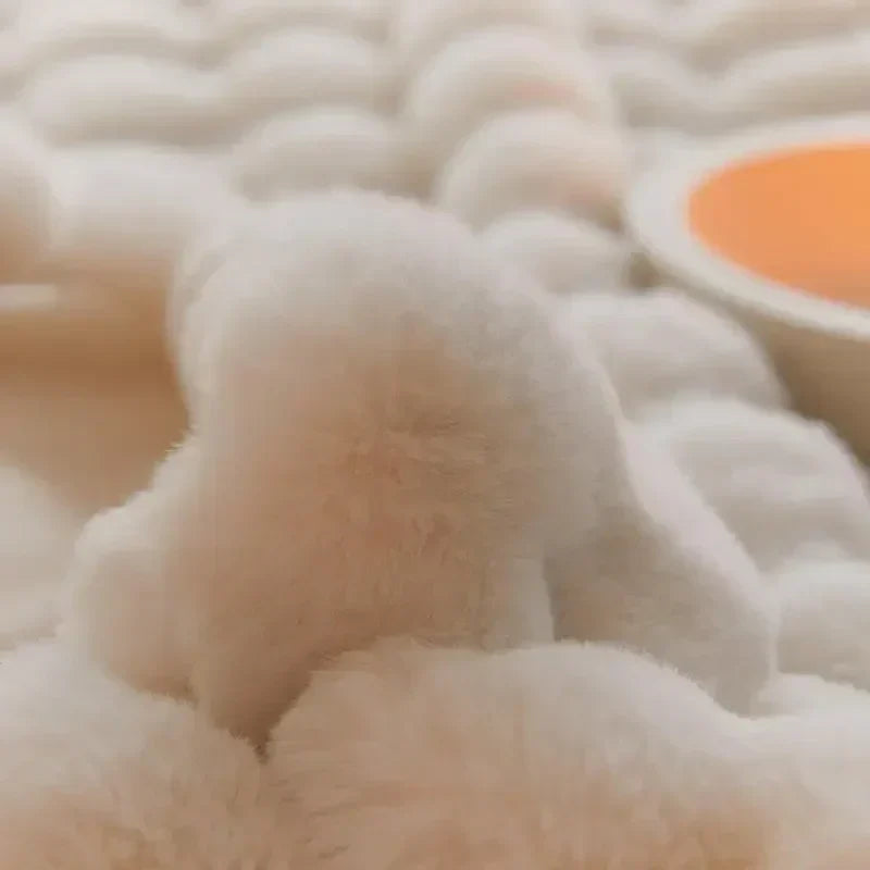 Plush Wool Blanket | Exceptional Warmth, Machine Washable & Versatile Comfort for All Seasons