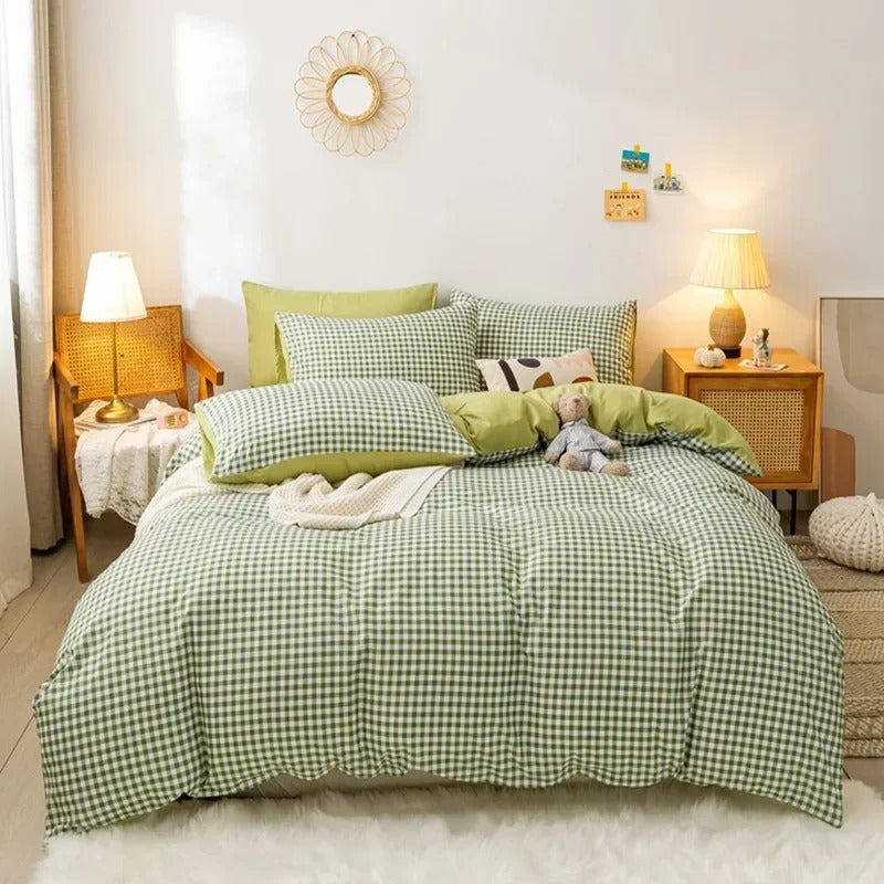 Classic Checkerboard Bedding Set - Soft Cotton Quilt & Pillow Covers for Bedroom Decor & Comfort