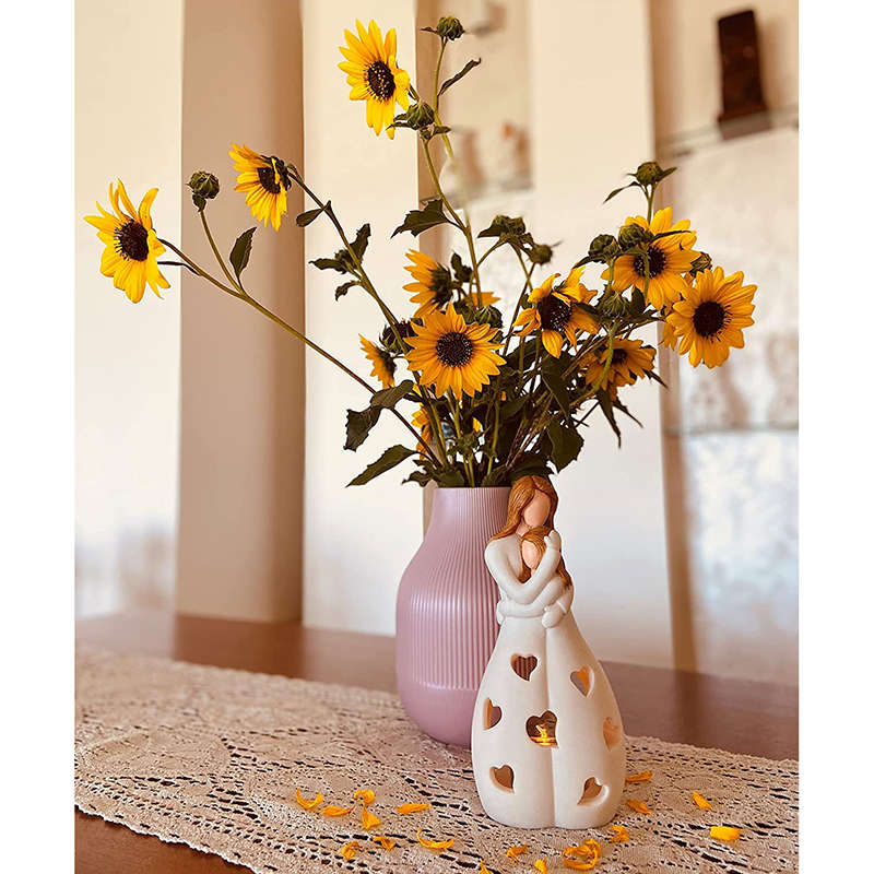 LED Heart-Shaped Night Light - Battery Operated Decorative Lamp for Bedroom, Nursery & Romantic Settings