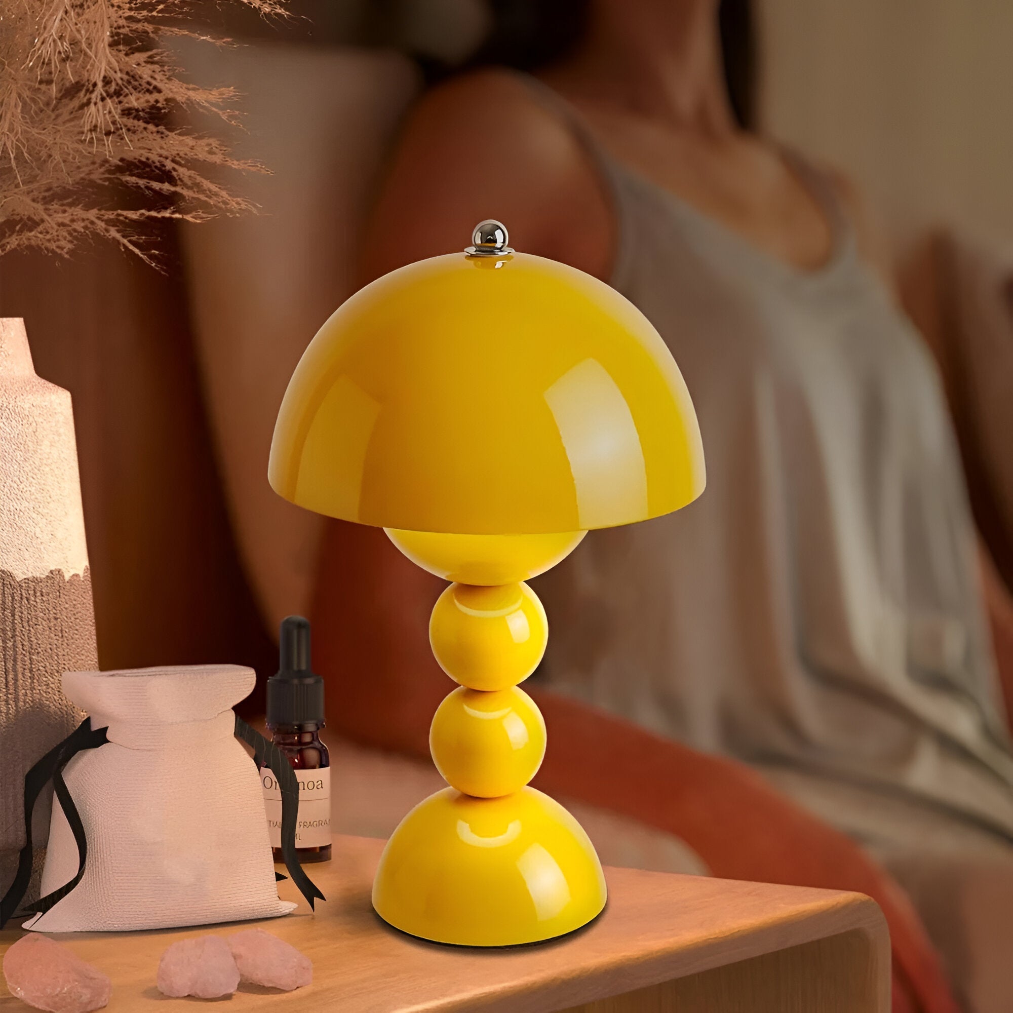 LED Wireless Table Lamp - Nordic Design, Rechargeable, Touch Control - Ideal for Bedroom, Living Room & Home Office