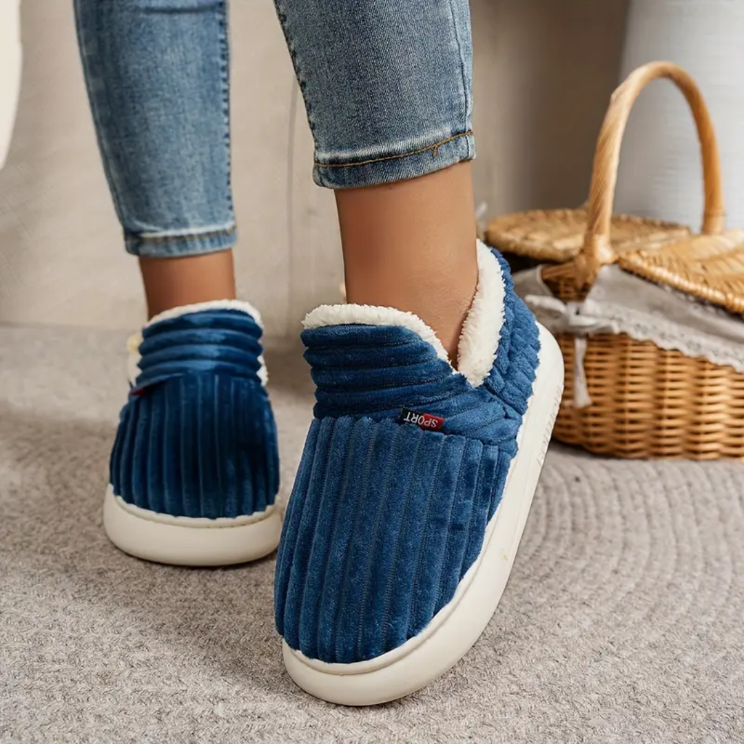 Fleece Comfort Slippers | Ultra-Soft, Memory Foam & Anti-Slip for Cozy Indoor Relaxation
