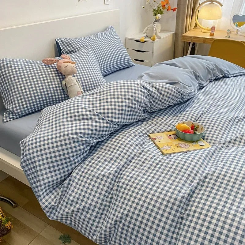 Classic Checkerboard Bedding Set - Soft Cotton Quilt & Pillow Covers for Bedroom Decor & Comfort