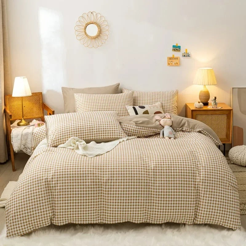 Classic Checkerboard Bedding Set - Soft Cotton Quilt & Pillow Covers for Bedroom Decor & Comfort