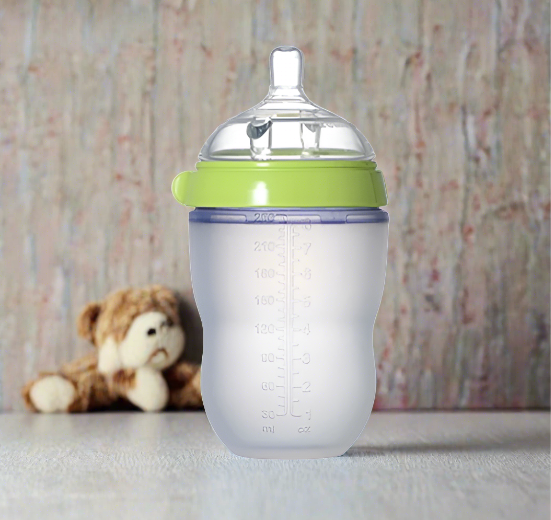 Baby Bottle with Natural Feel Teats, Innovative Comotomo Bottles