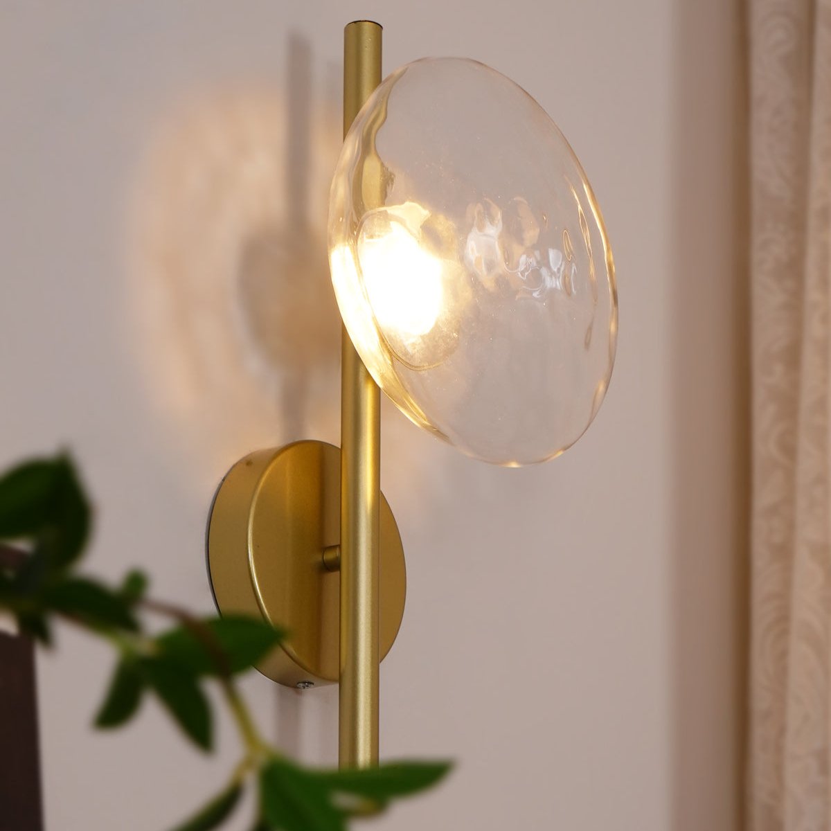 Nordic Ceto Glass Wall Light Fixture - Modern Wall Sconce for Living Room & Hallway Lighting