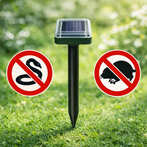 Solar Snake Repeller Stake – Ultrasonic & Sonic Vibration Deterrent for Outdoor Areas (Up to 370m2 )