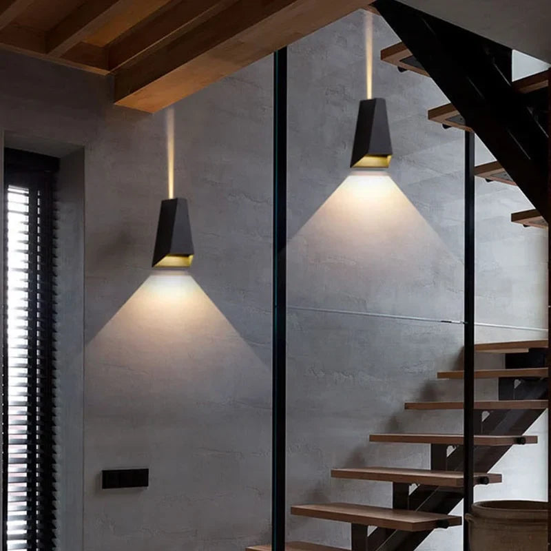 TRAZOS – Modern Round or Square LED Wall Light, Waterproof IP65 Standard, Outdoor Lighting, Ideal for Garden, Veranda or Bedroom