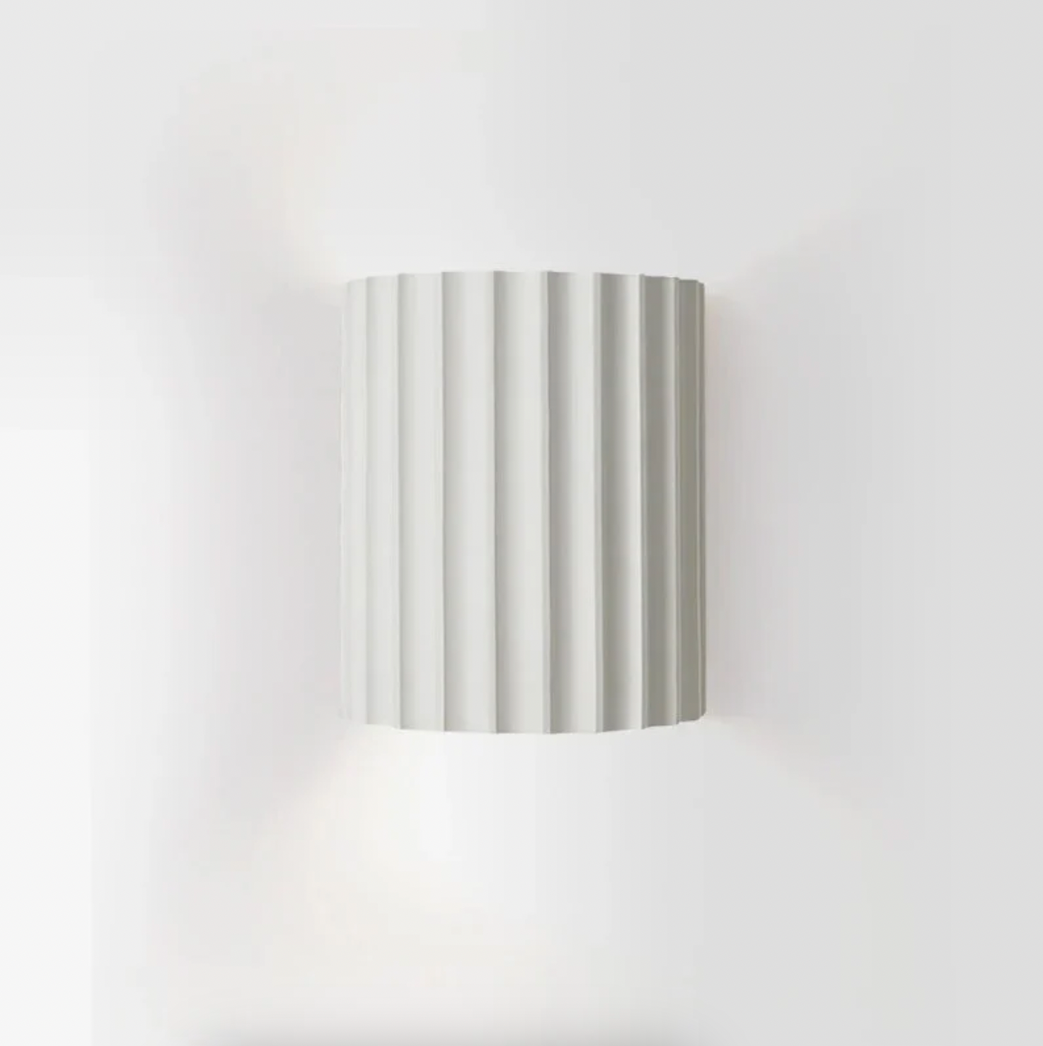 LED Modern Resin Wall Light Fixture - Contemporary Design for Living Room, Hallway & Bedroom Lighting