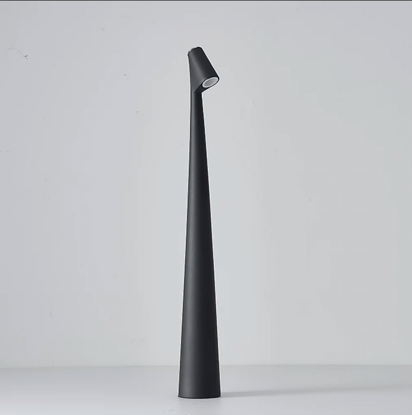 LED Cordless Table Lamp - Nordic Minimalist Design Mood Light for Reading & Home Decor