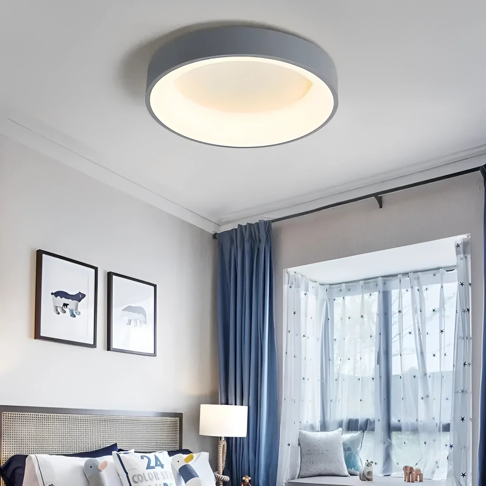 Smart LED Ceiling Light Fixture, Minimalist Design, Remote & Phone-Controlled, Ideal for Modern Living Rooms & Bedrooms