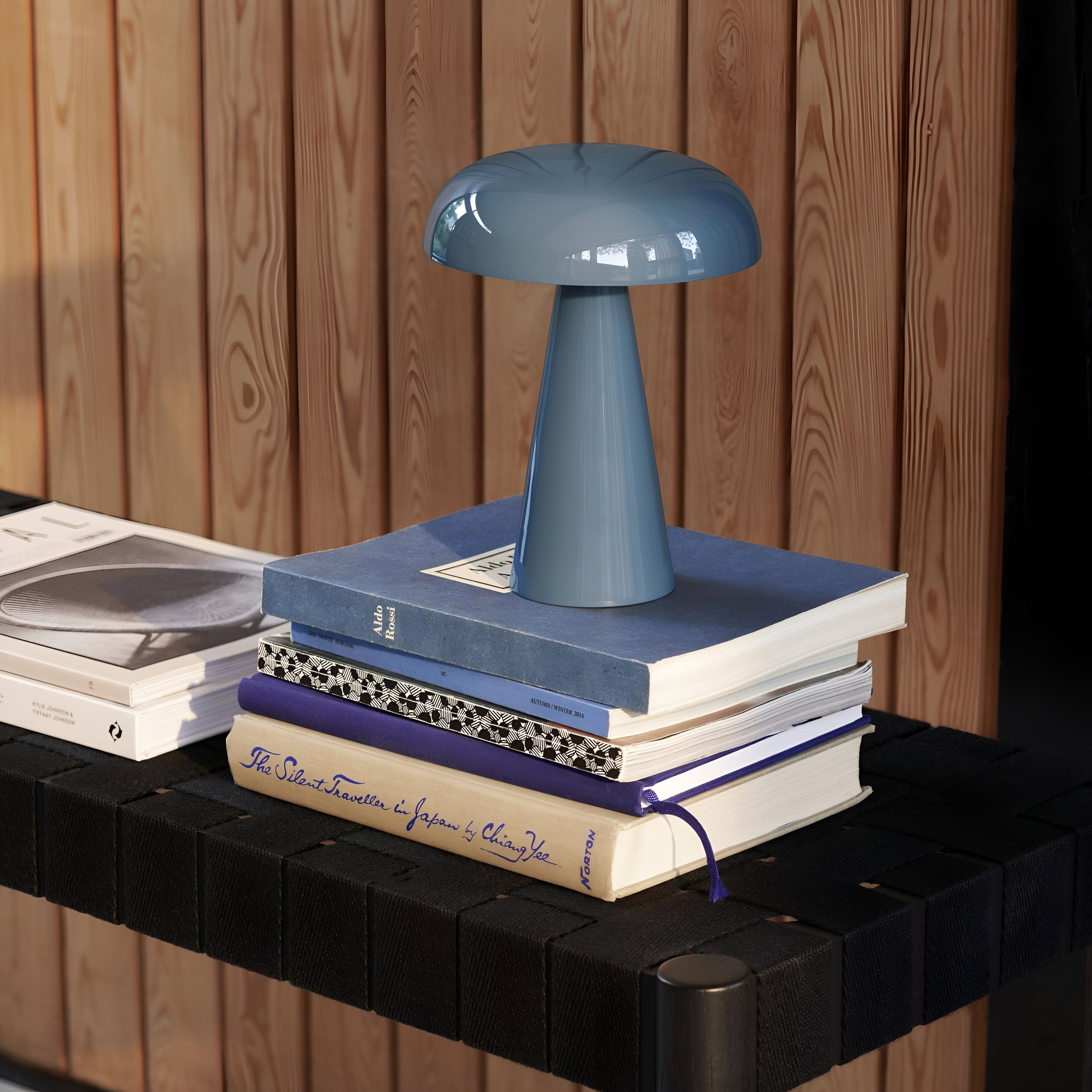 Mushroom Table Lamp with Adjustable Brightness – Modern Design for Living Room & Bedroom Lighting