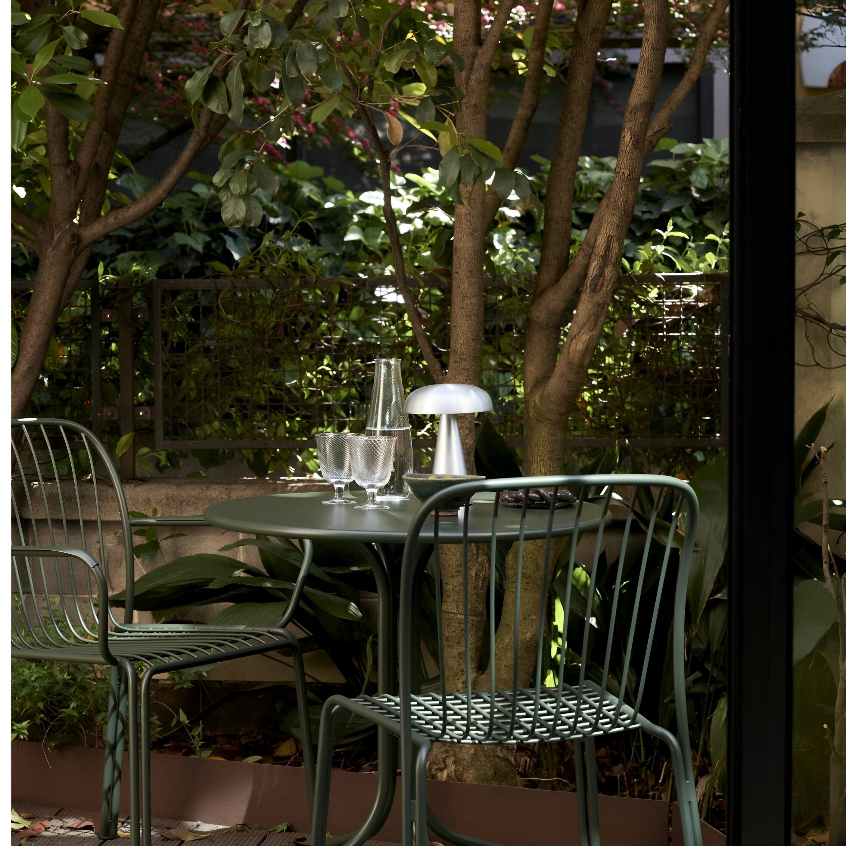 Mushroom Table Lamp with Adjustable Brightness – Modern Design for Living Room & Bedroom Lighting