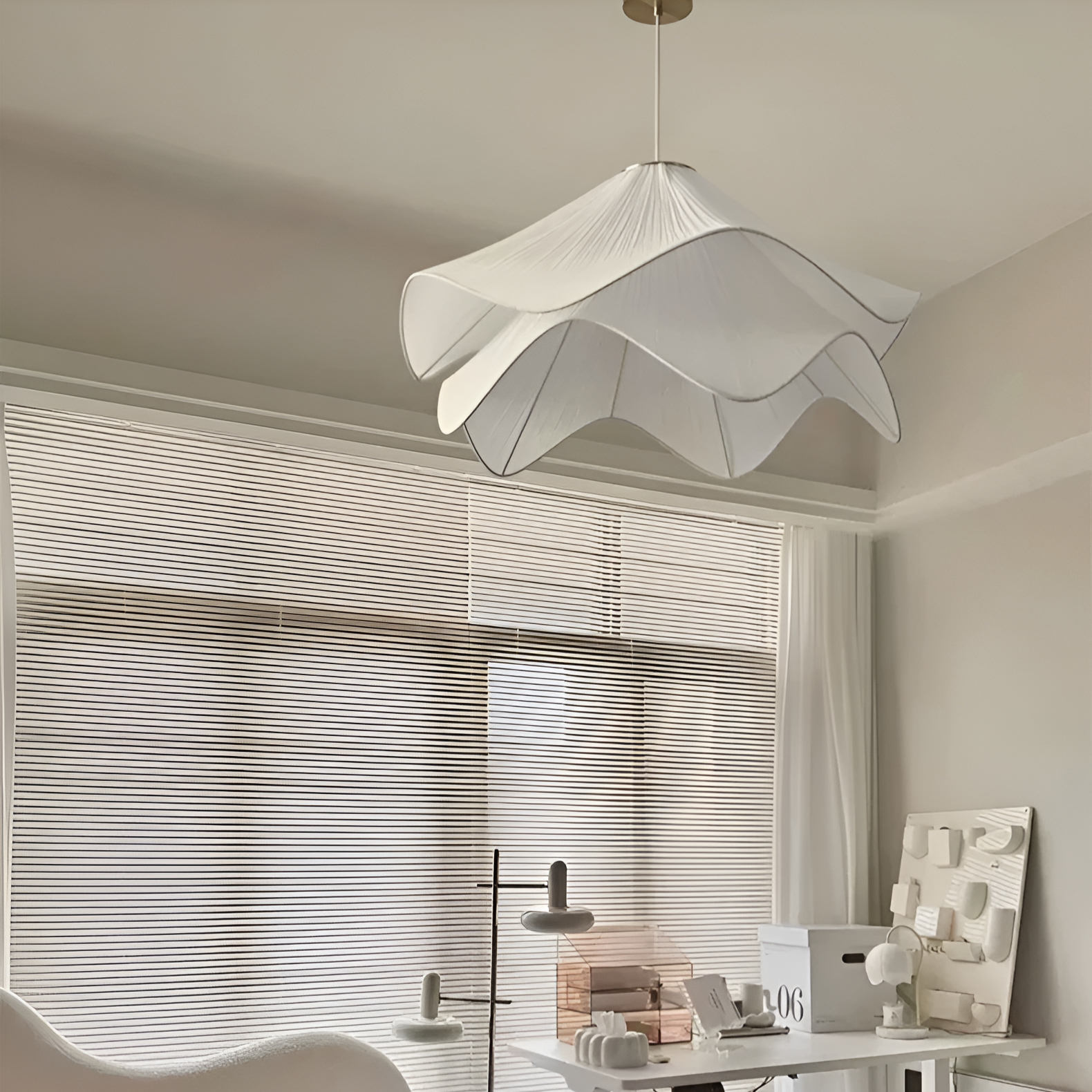 Pendant Lamp with Soft Glow - Modern Lighting Fixture for Living Room & Bedroom