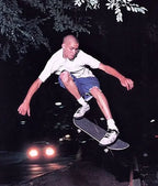 Retro Handheld Camcorder | 1080p, Grainy Film Aesthetic & Easy Transfers for Instant Sharing on Social Media