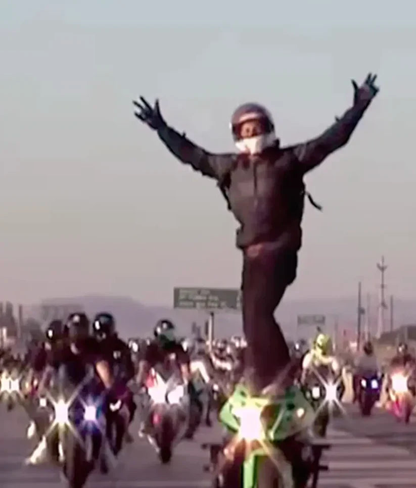 Retro Handheld Camcorder | 1080p, Grainy Film Aesthetic & Easy Transfers for Instant Sharing on Social Media