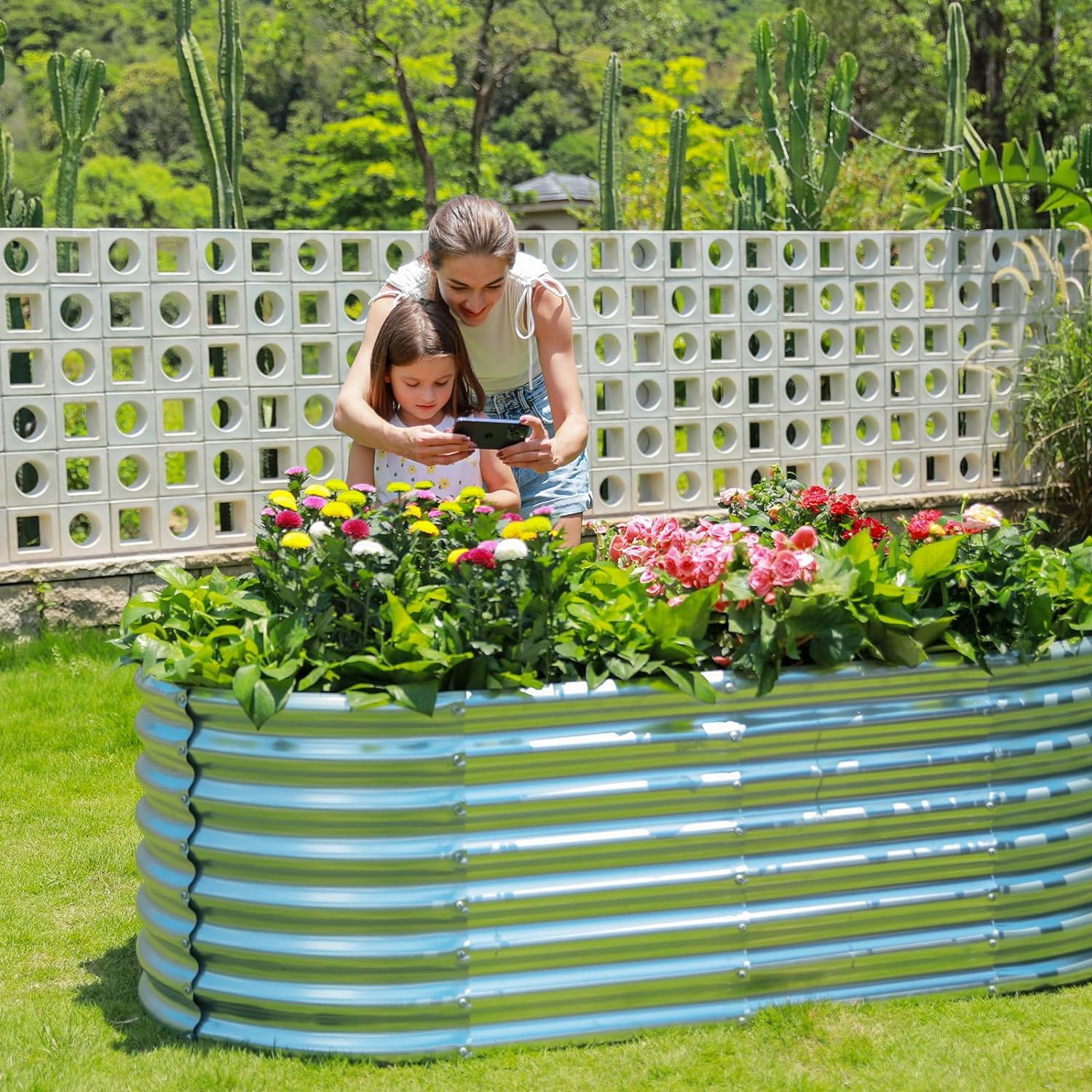Galvanised Steel Raised Garden Bed | Durable, Modular Design for Organized Planting in Your Outdoor Space