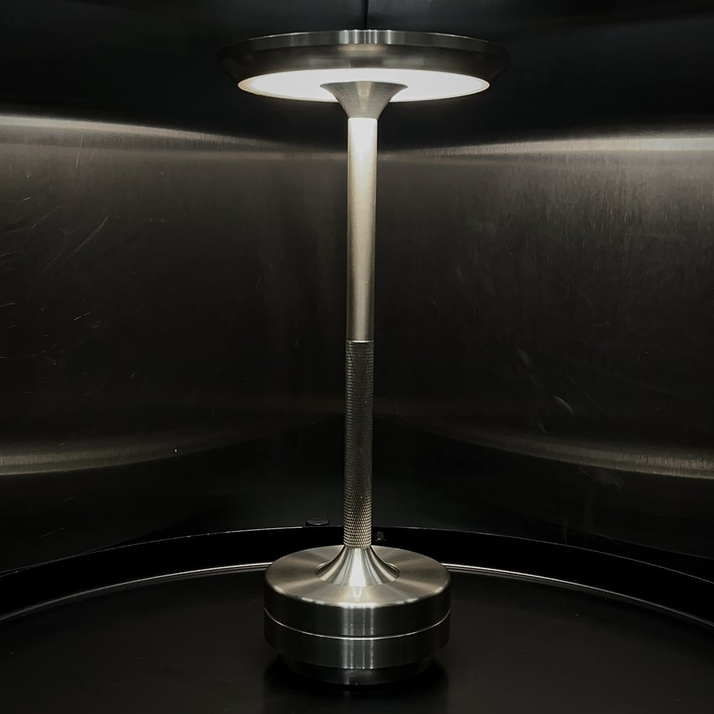 Mini Lamp LED: Cordless USB Table Lamp for Lounge & Restaurants - Sleek Ambient Design