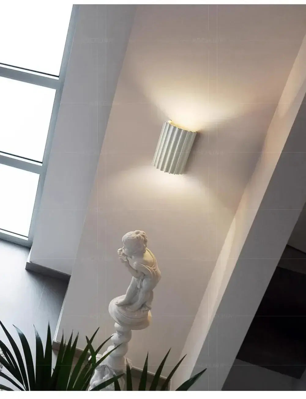 LED Wall Lamp - Minimalist Design, Adjustable Lighting for Living Room, Bedroom & Hallway