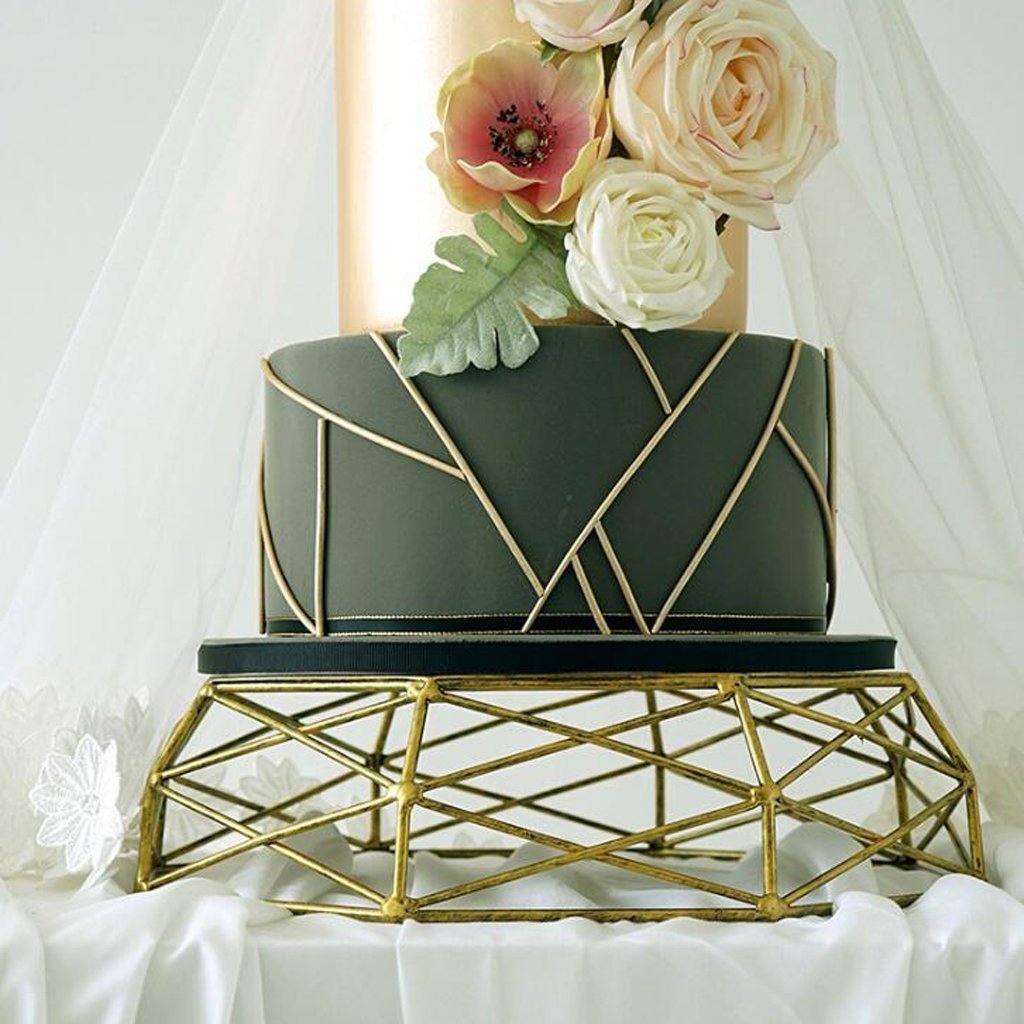 Geometric Wrought Iron Gold/Sliver Cake Stand for Wedding - Balma Home
